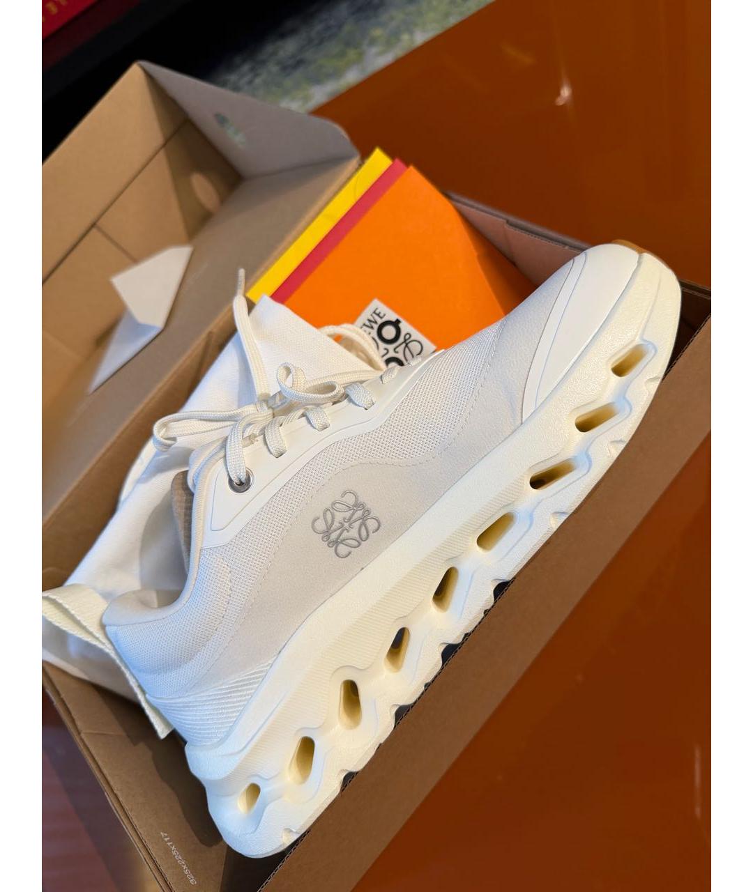 LOEWE Белые текстильные кроссовки, фото 5