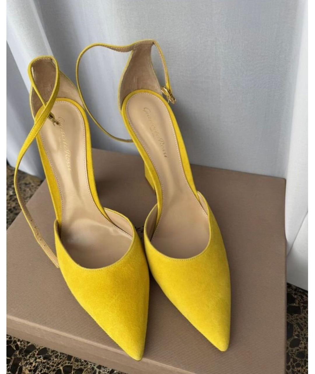 GIANVITO ROSSI Желтые замшевые туфли, фото 2