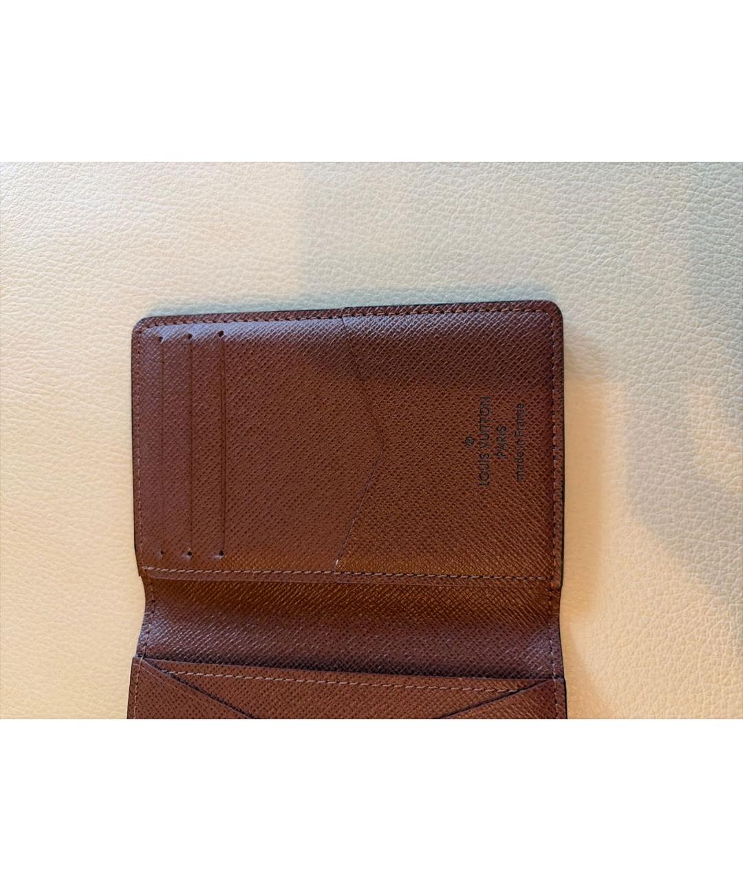 LOUIS VUITTON Коричневый кожаный кардхолдер, фото 5