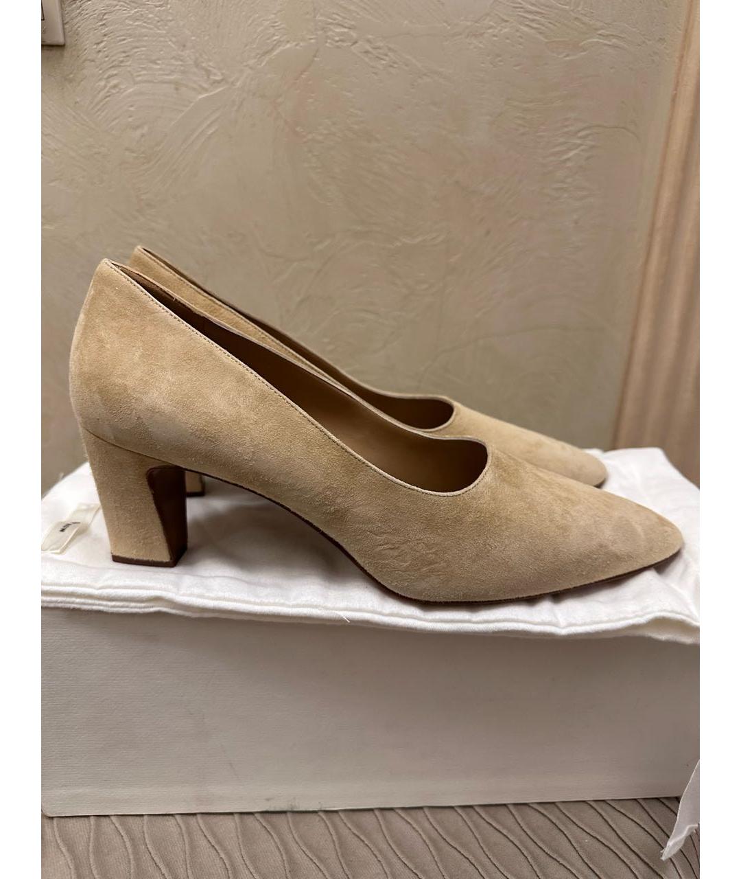 THE ROW Бежевые замшевые туфли, фото 3