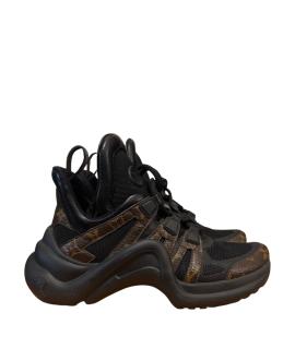 LOUIS VUITTON Кроссовки