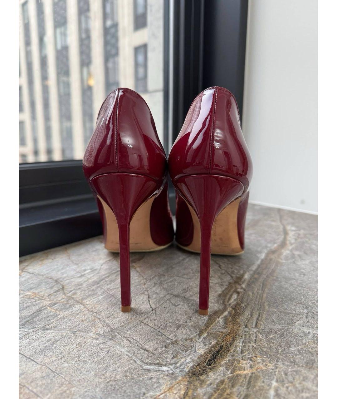 MANOLO BLAHNIK Красные туфли из лакированной кожи, фото 4