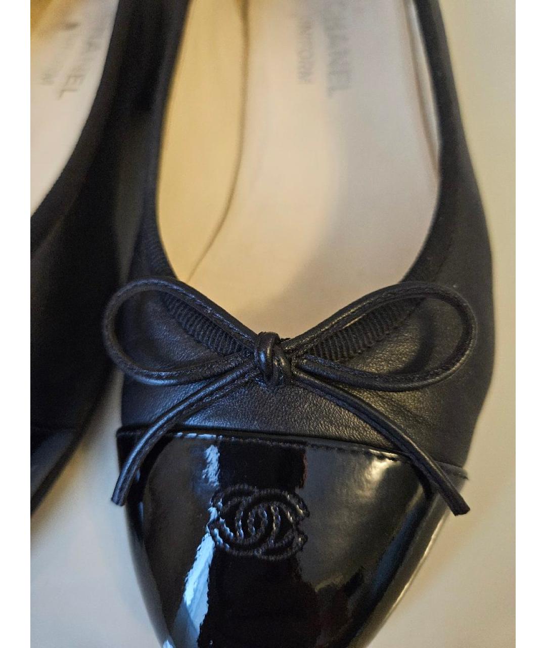 CHANEL Черные кожаные балетки, фото 5