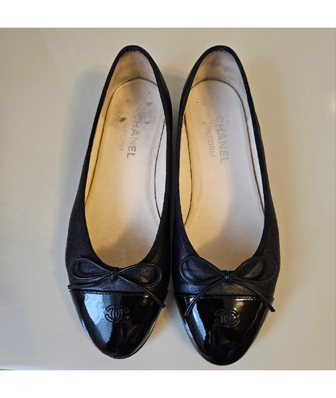 CHANEL Черные кожаные балетки, фото 2