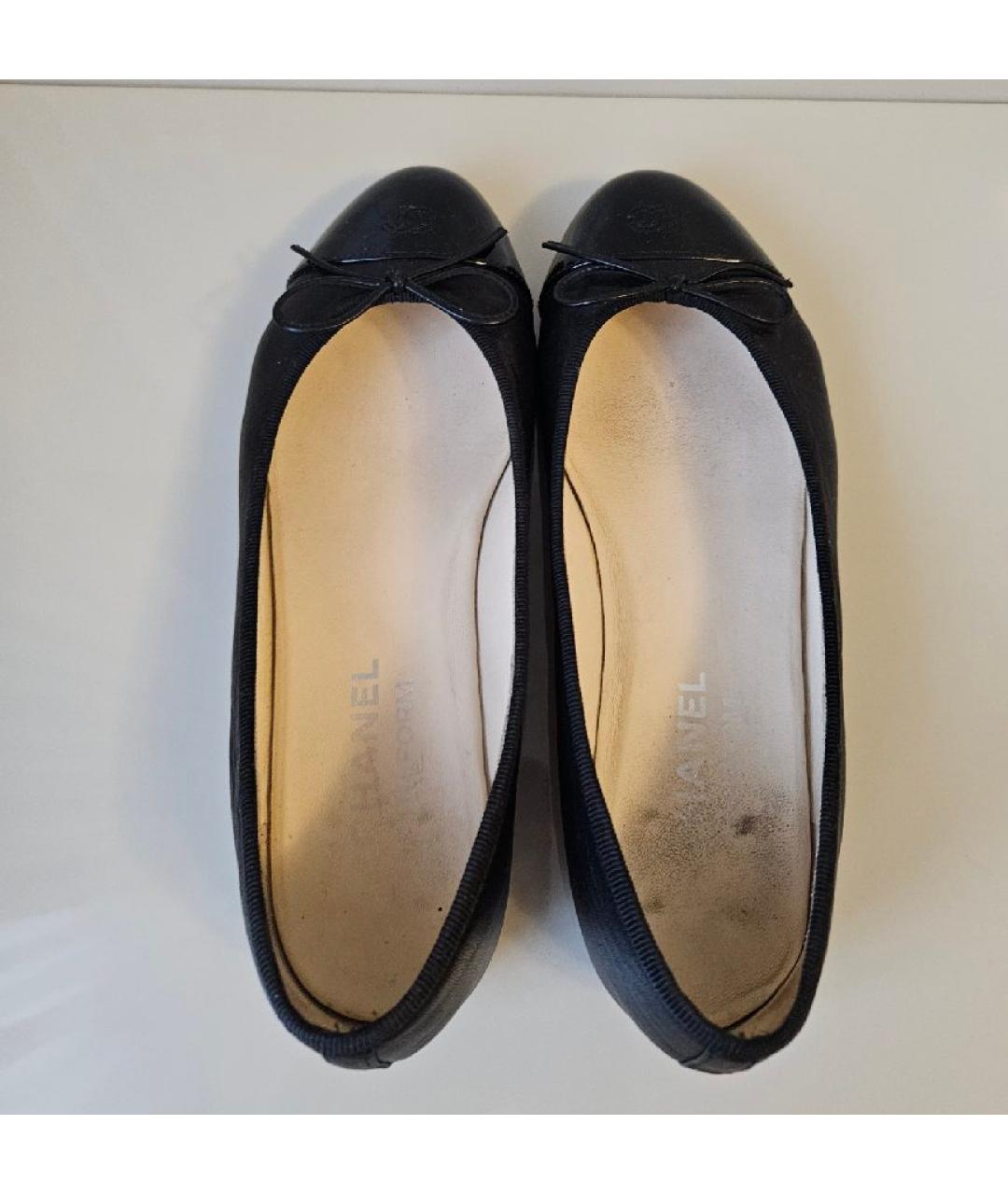 CHANEL Черные кожаные балетки, фото 3