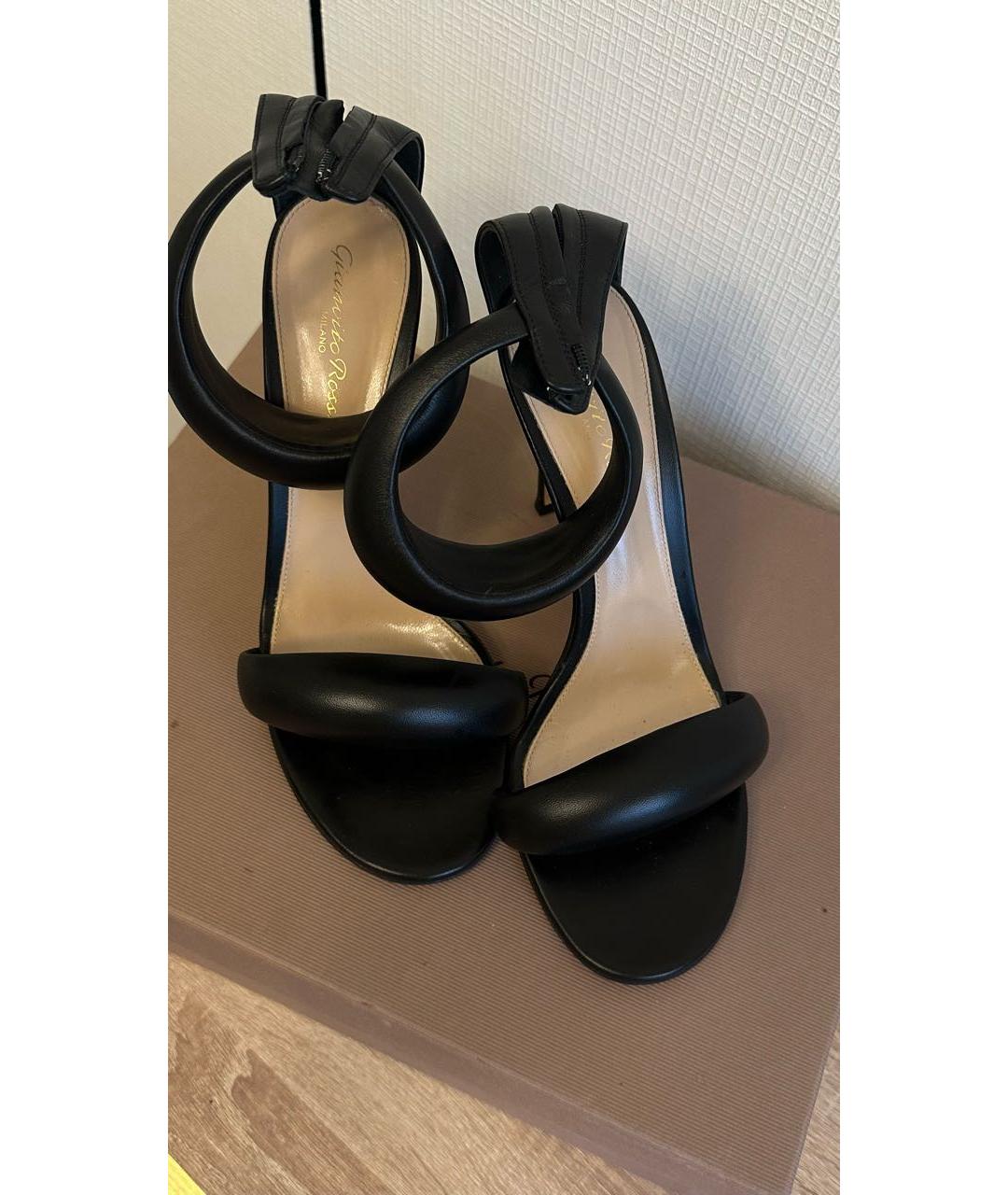 GIANVITO ROSSI Черные кожаные босоножки, фото 2