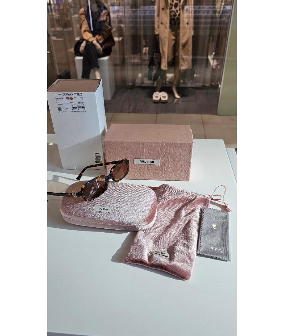 MIU MIU Коричневые пластиковые солнцезащитные очки, фото 4