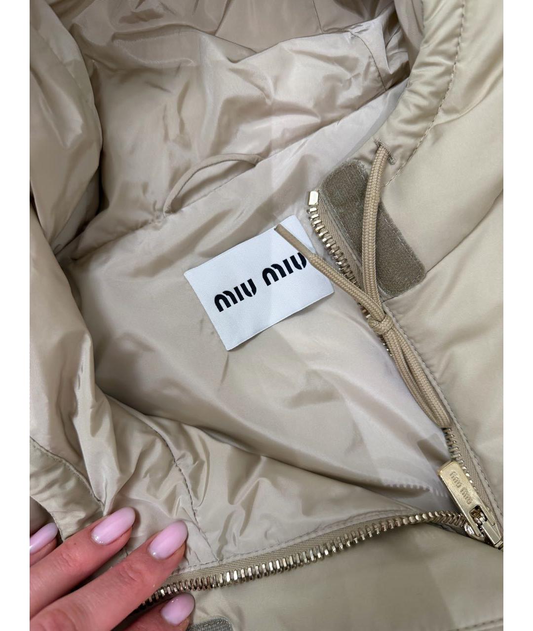 MIU MIU Бежевая полиэстеровая куртка, фото 3