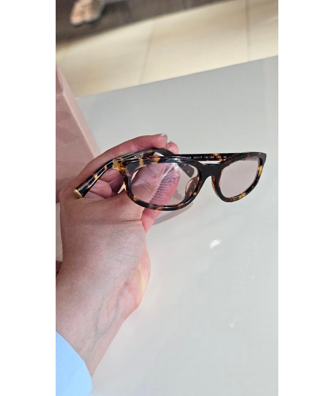 MIU MIU Коричневые пластиковые солнцезащитные очки, фото 6