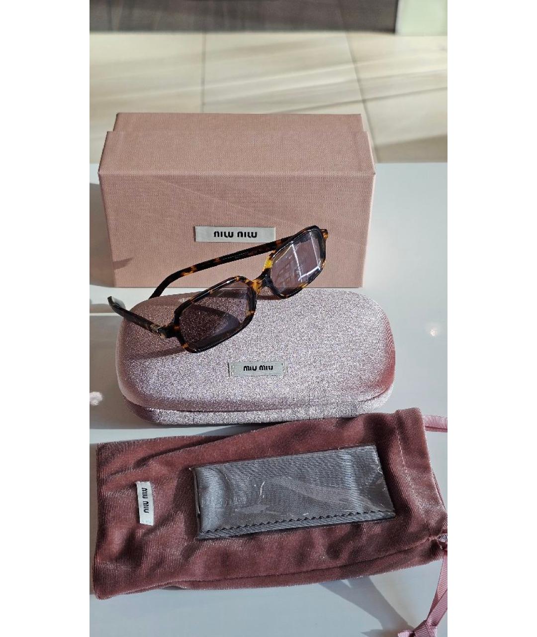 MIU MIU Коричневые пластиковые солнцезащитные очки, фото 6