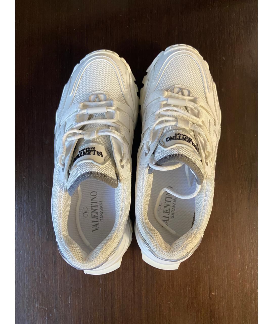 VALENTINO Белые кожаные кроссовки, фото 3