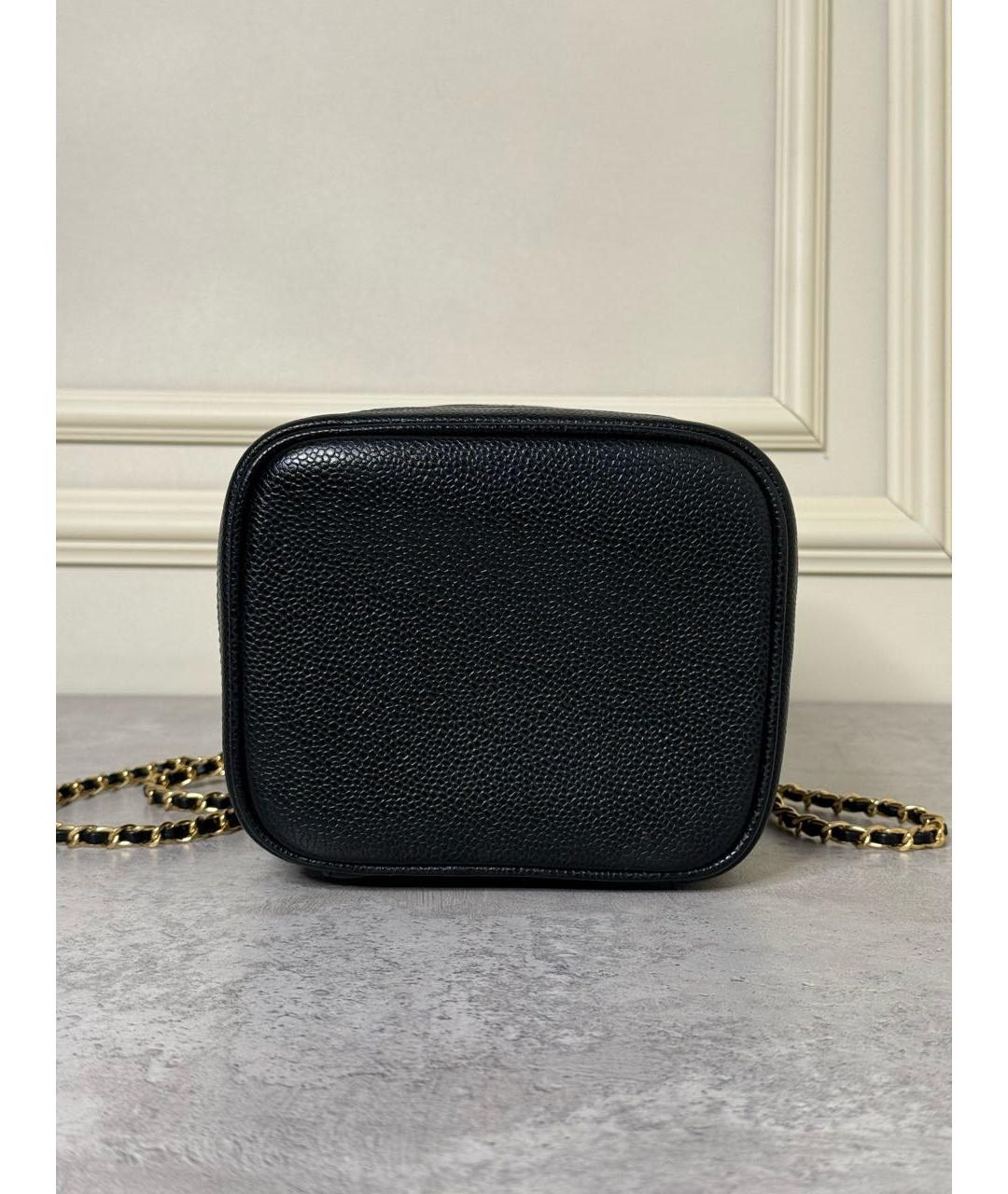 CHANEL Черная кожаная сумка с короткими ручками, фото 4
