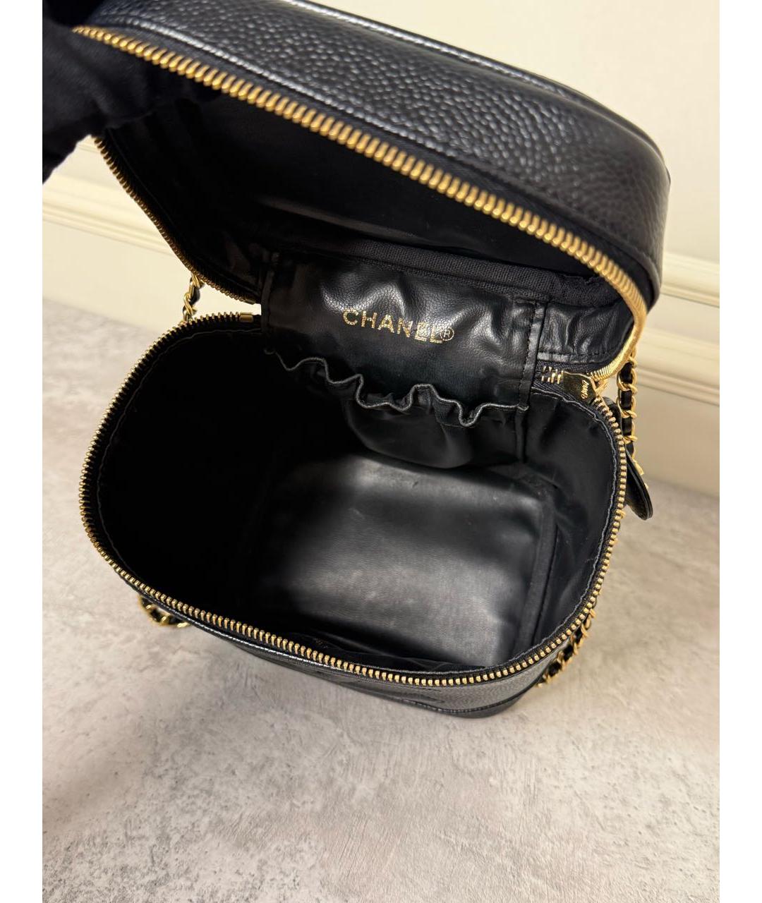 CHANEL Черная кожаная сумка с короткими ручками, фото 6
