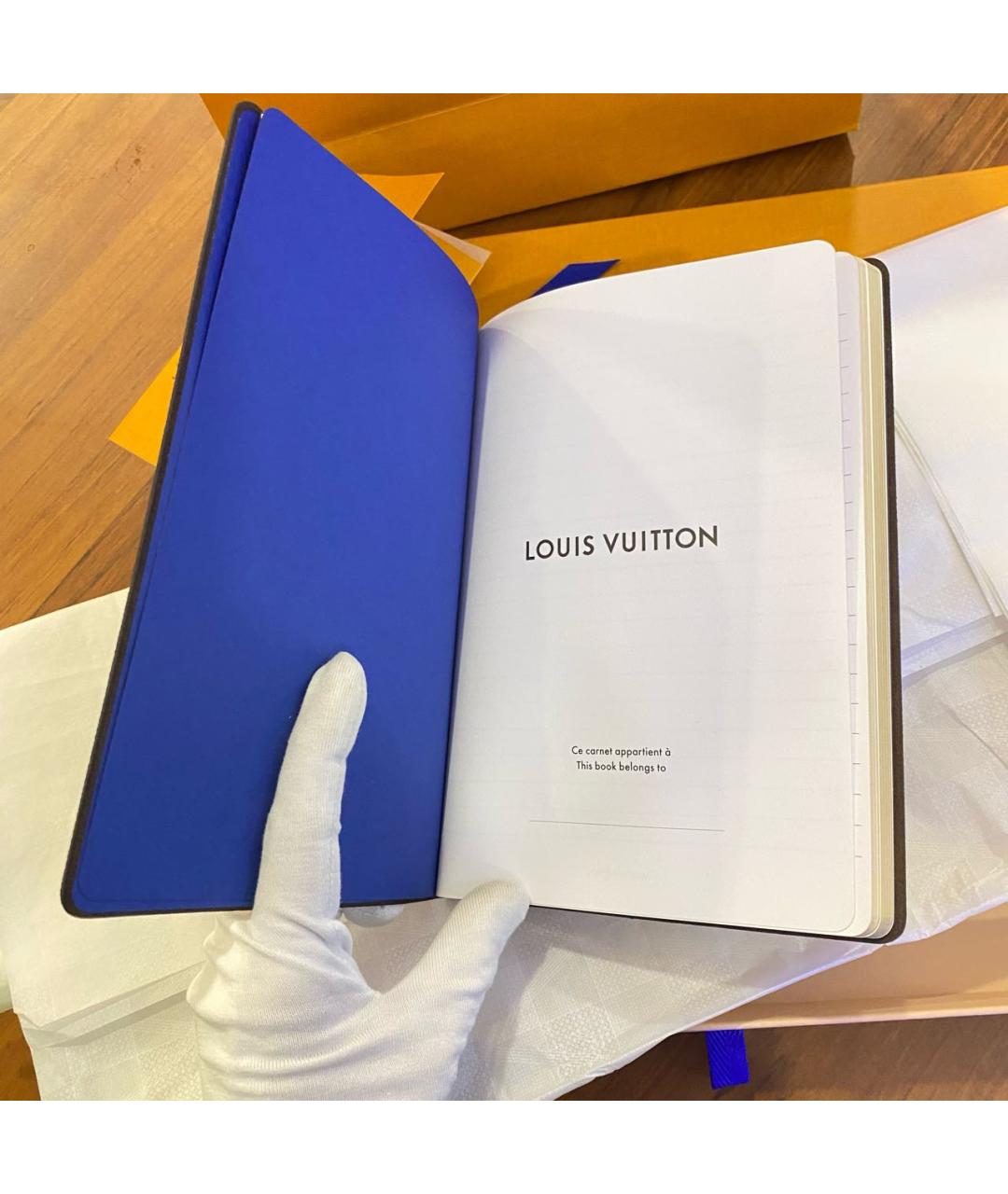 LOUIS VUITTON Книга, фото 2