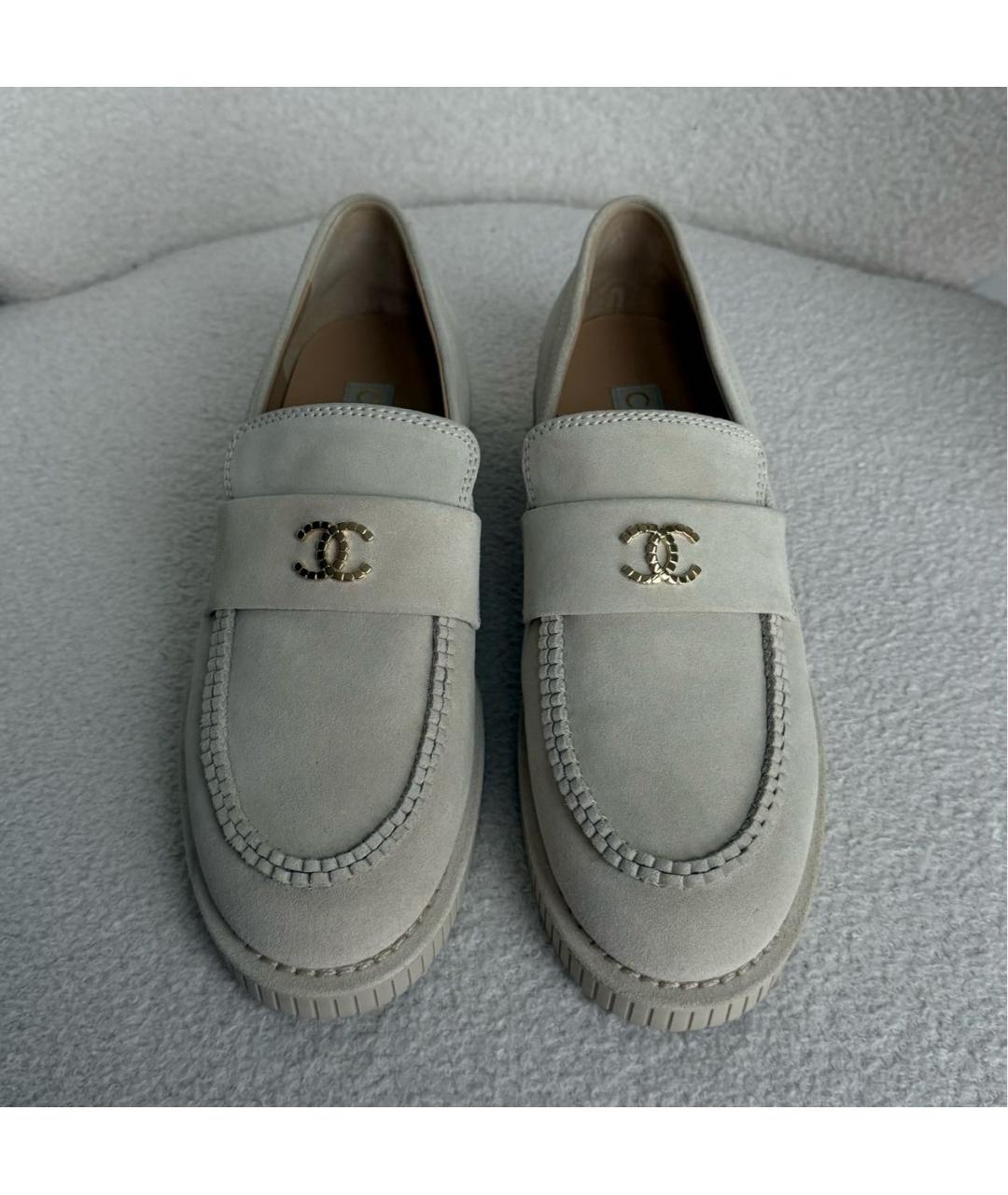 CHANEL Бежевые замшевые лоферы, фото 2