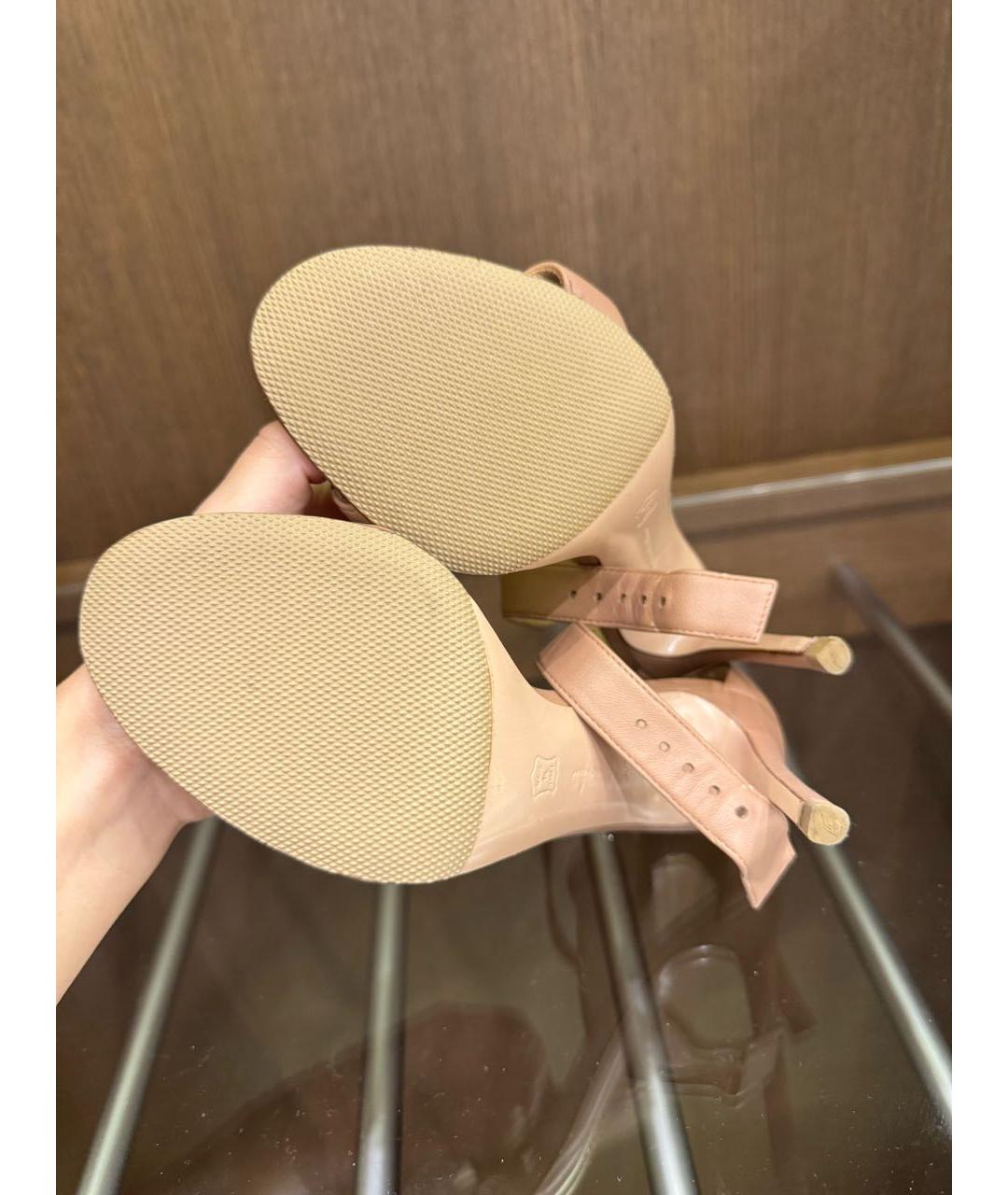 GIANVITO ROSSI Бежевые кожаные босоножки, фото 5