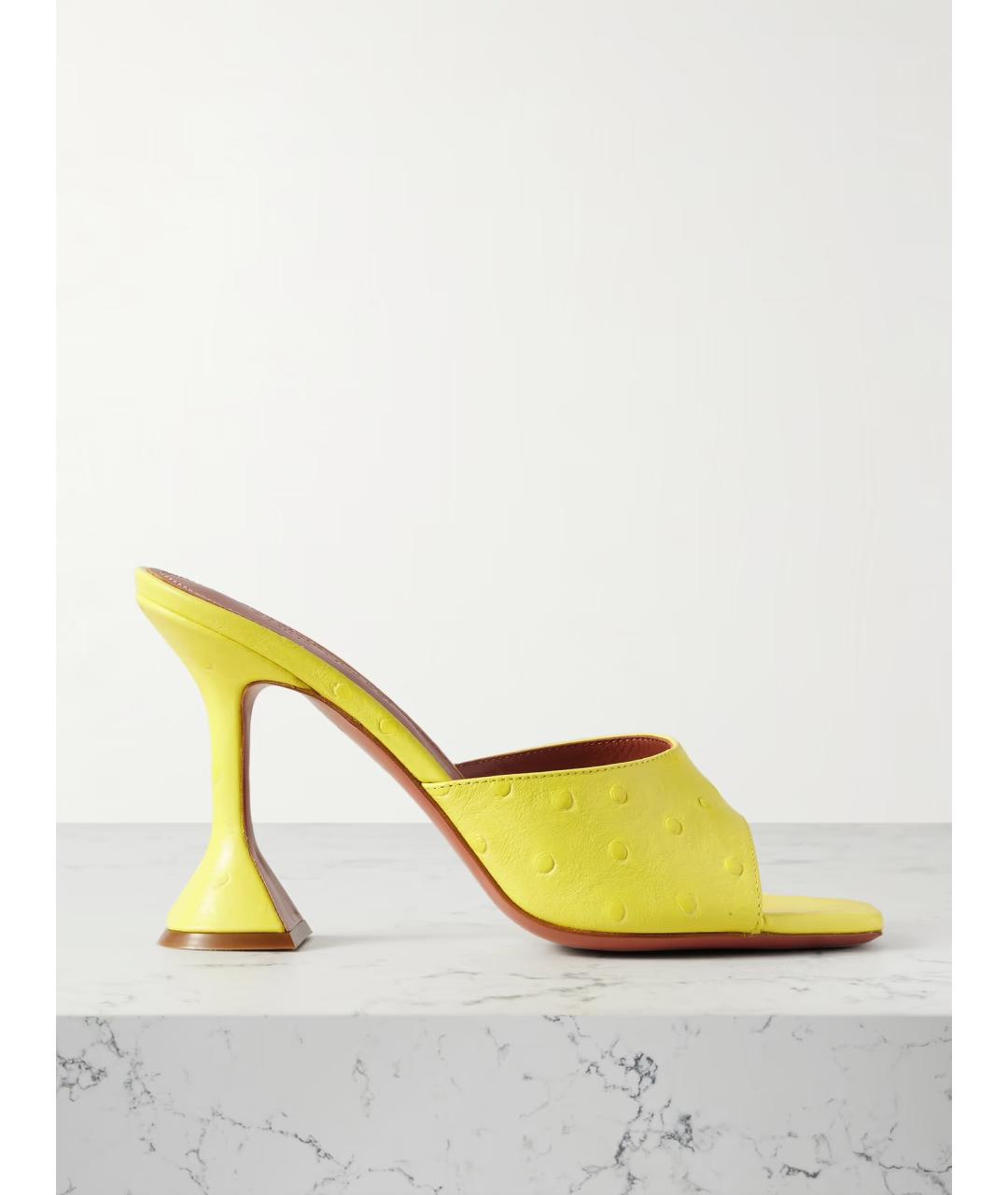 Amina Muaddi Желтые кожаные мюли, фото 5