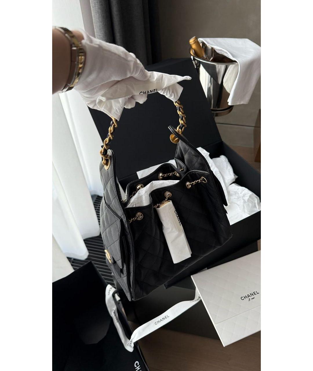 CHANEL Черная кожаная сумка тоут, фото 3