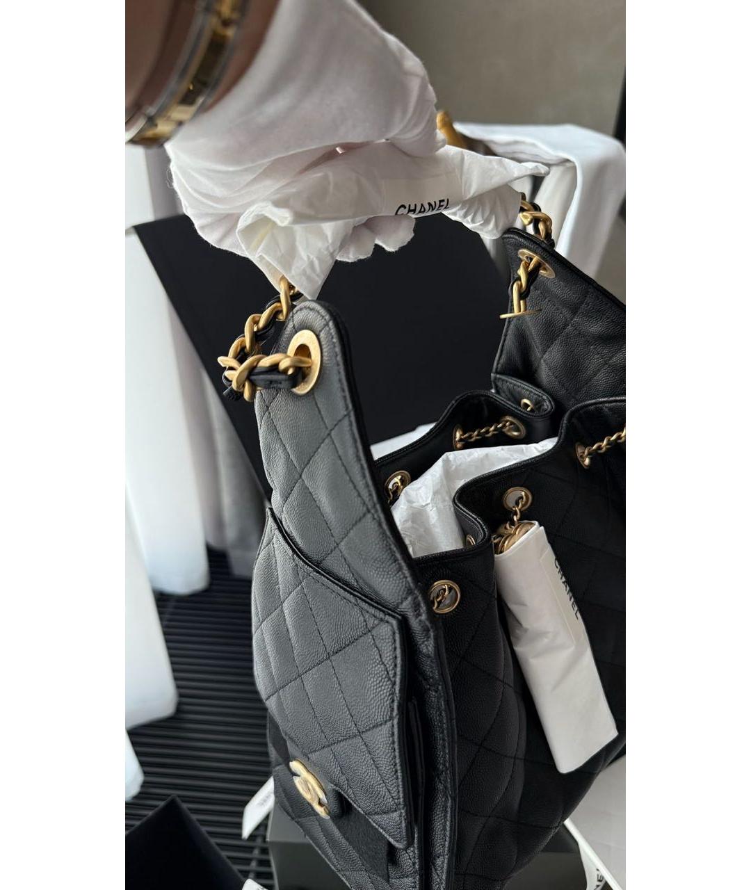 CHANEL Черная кожаная сумка тоут, фото 7