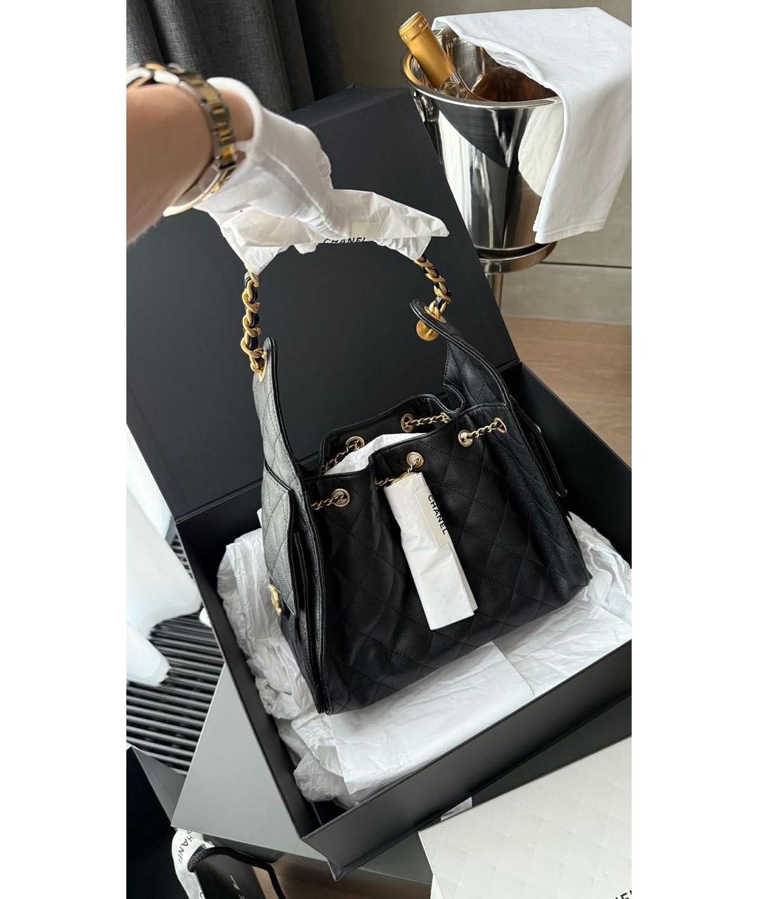 CHANEL Черная кожаная сумка тоут, фото 2