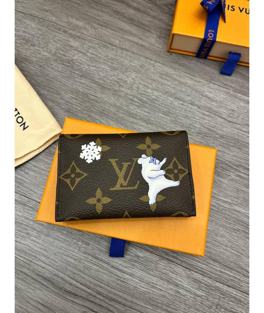 LOUIS VUITTON Коричневый кожаный кошелек, фото 4