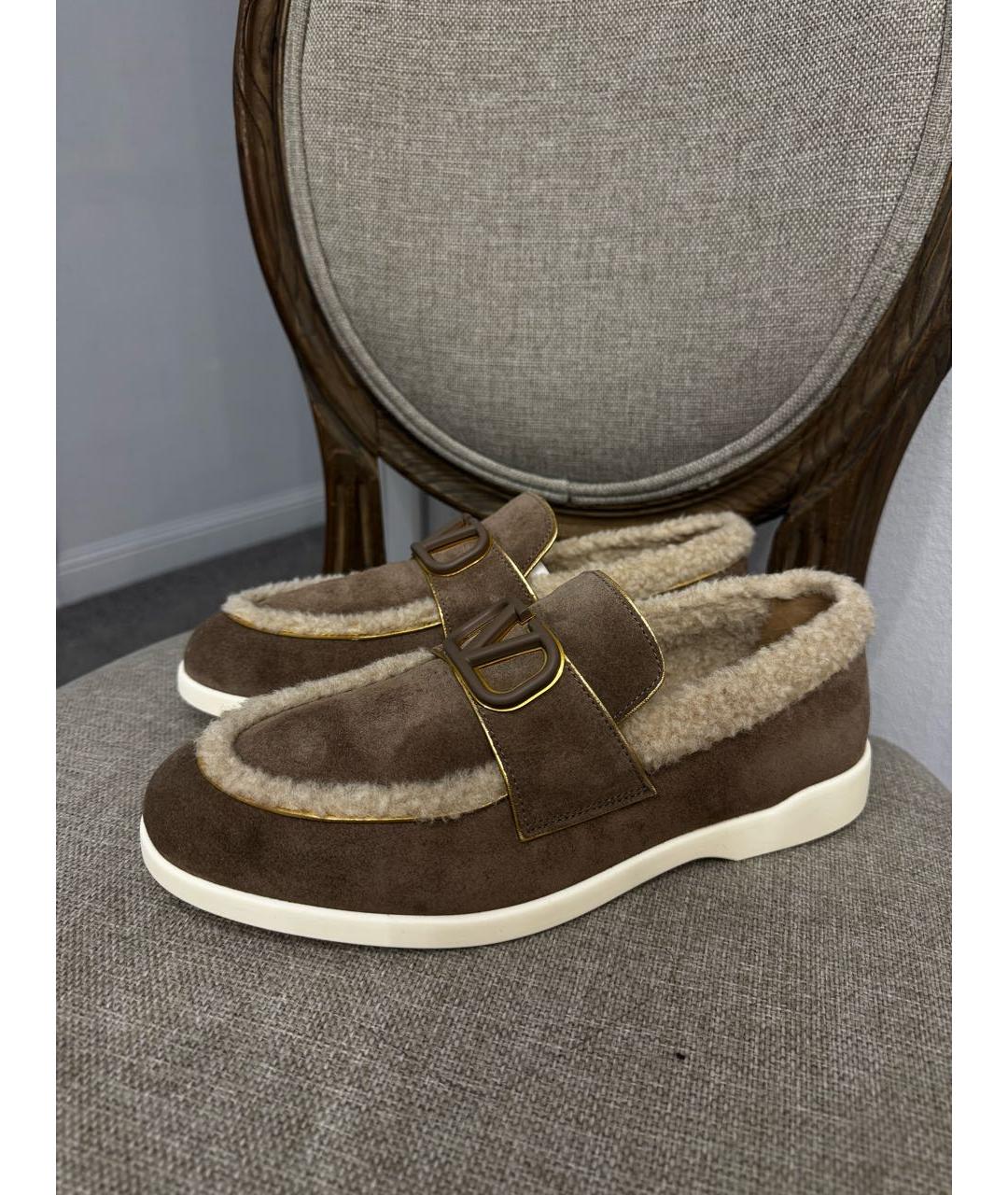 VALENTINO Бежевые замшевые лоферы, фото 2