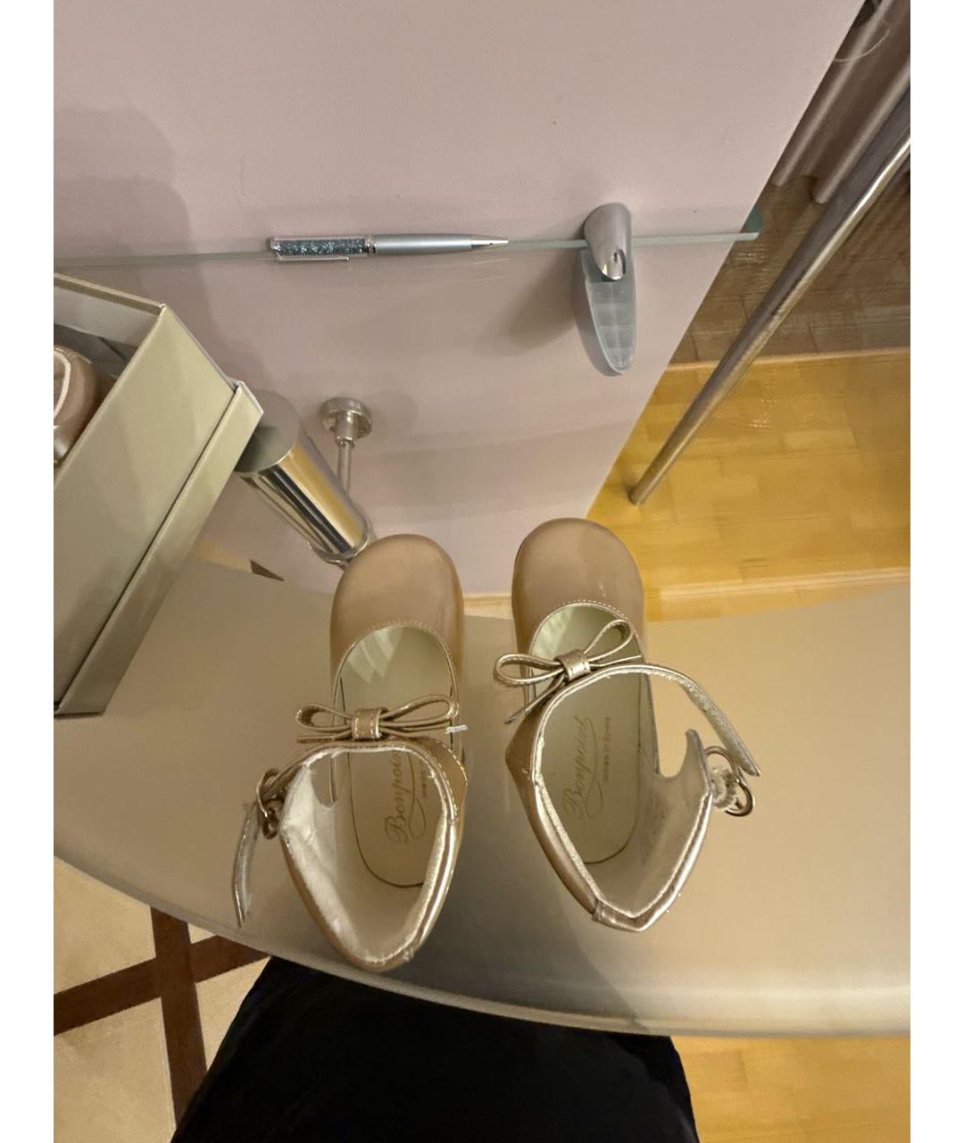 BONPOINT Золотые балетки и туфли из лакированной кожи, фото 3