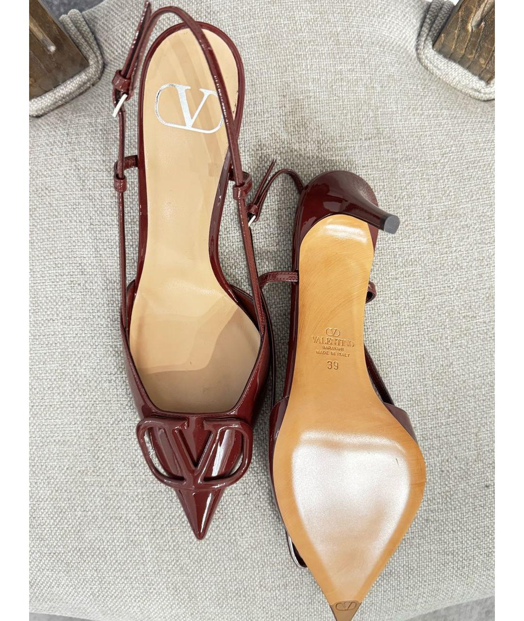 VALENTINO Бордовые туфли из лакированной кожи, фото 5