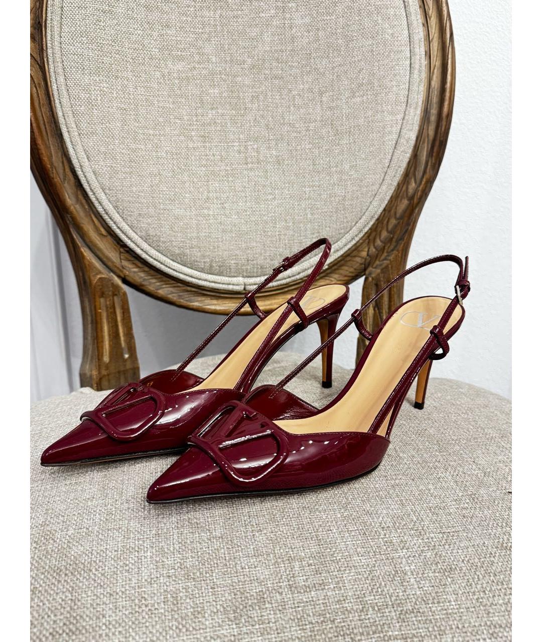 VALENTINO Бордовые туфли из лакированной кожи, фото 2