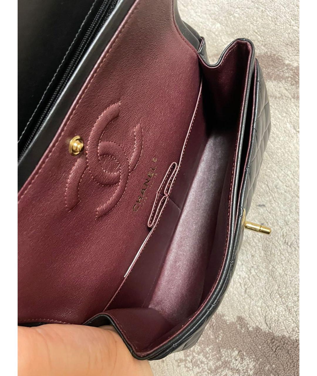 CHANEL Черная кожаная сумка через плечо, фото 5