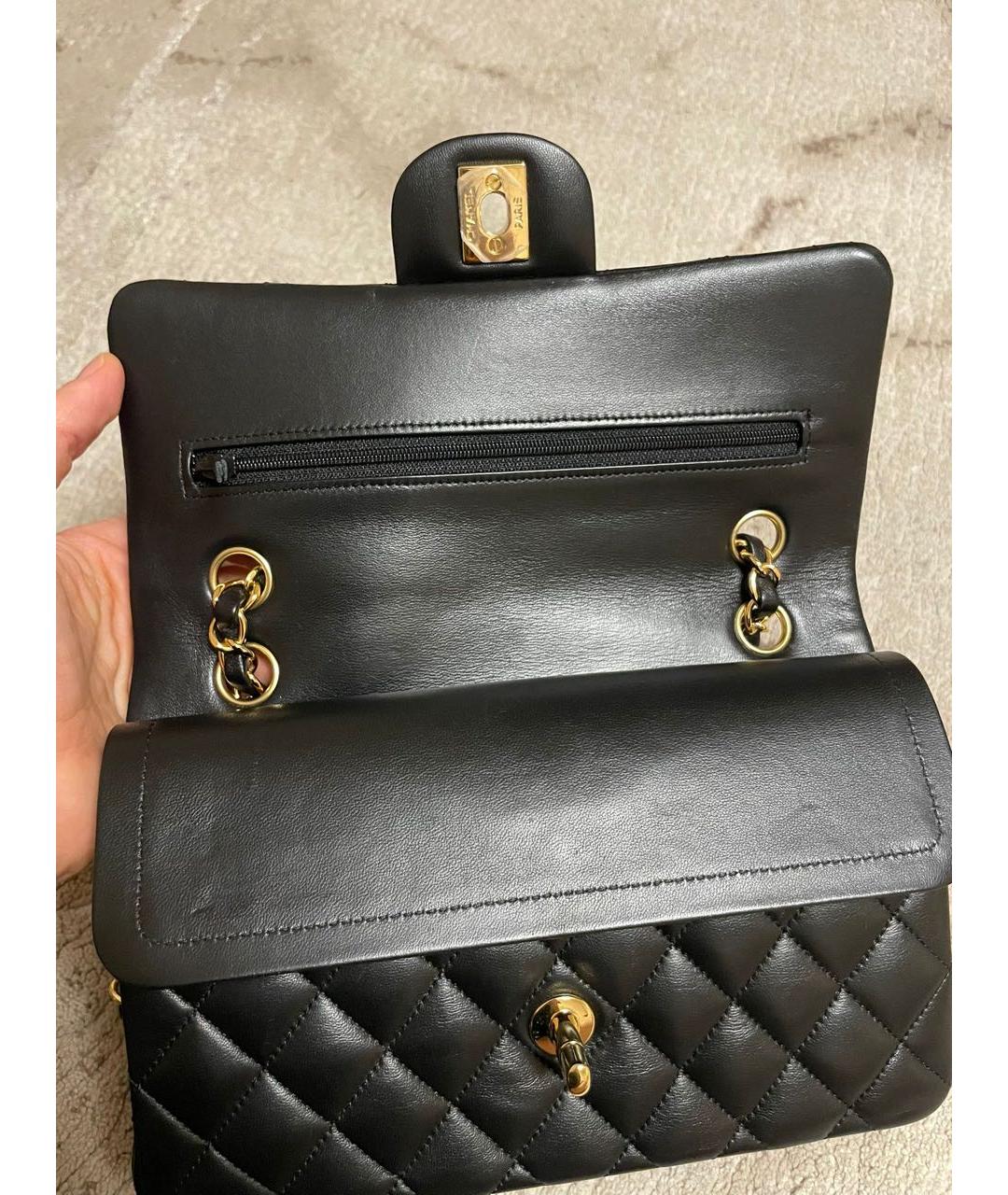 CHANEL Черная кожаная сумка через плечо, фото 3