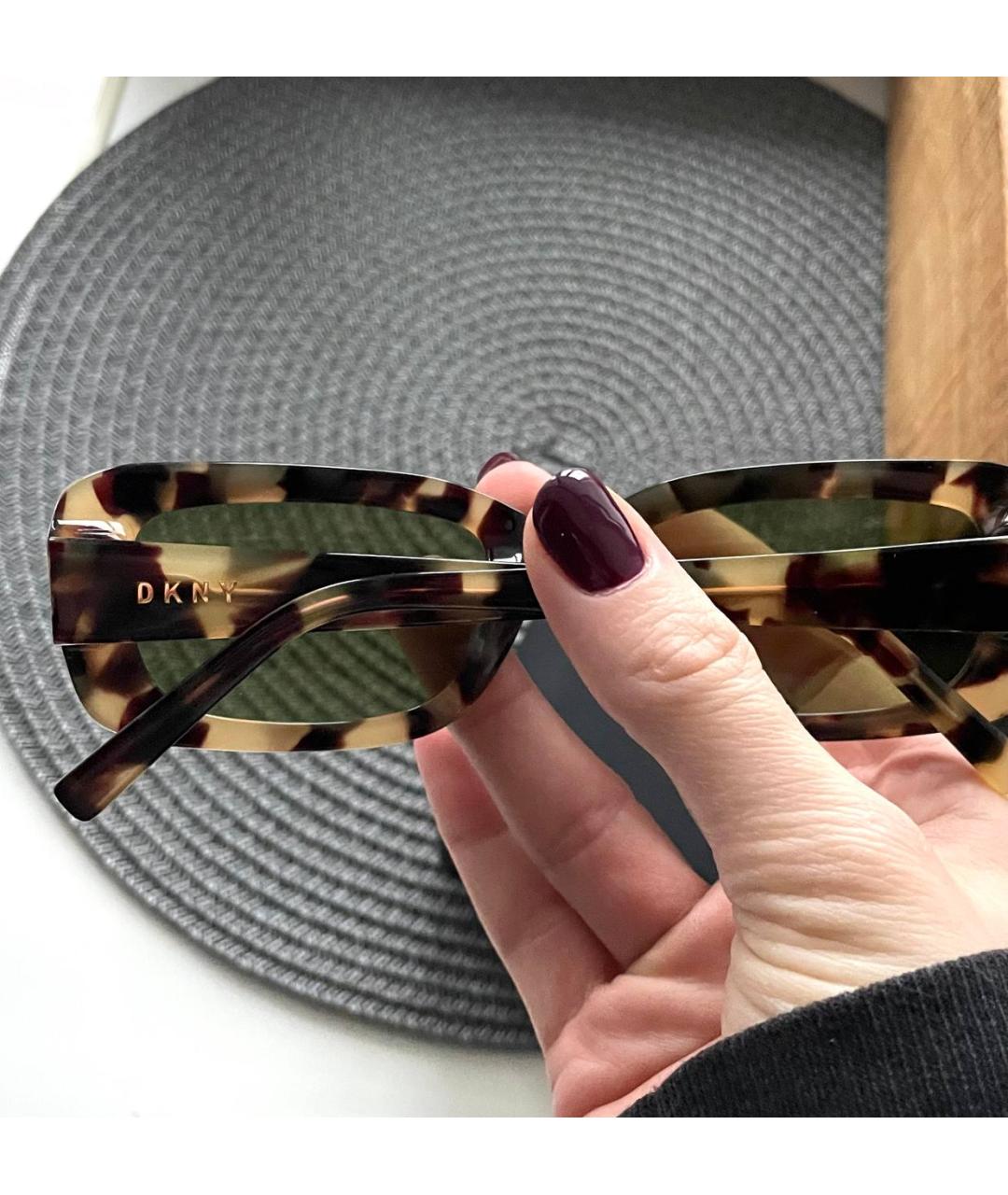 DKNY Коричневые пластиковые солнцезащитные очки, фото 6