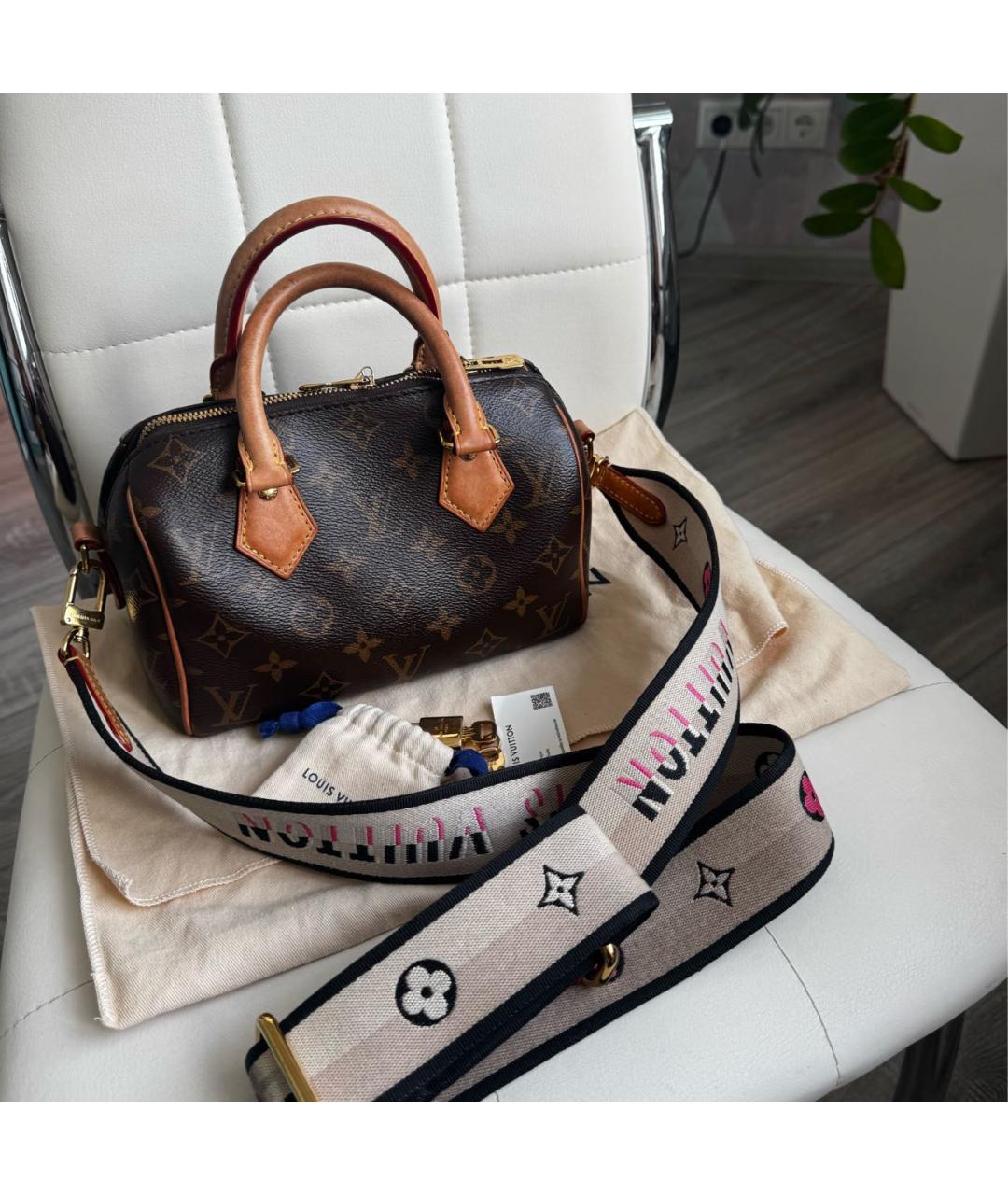 LOUIS VUITTON Коричневая кожаная сумка с короткими ручками, фото 9