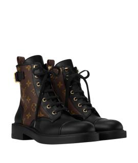 LOUIS VUITTON Ботинки