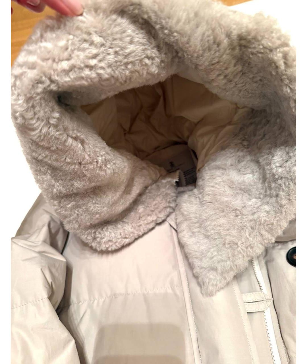 BRUNELLO CUCINELLI Бежевый полиэстеровый пуховик, фото 3