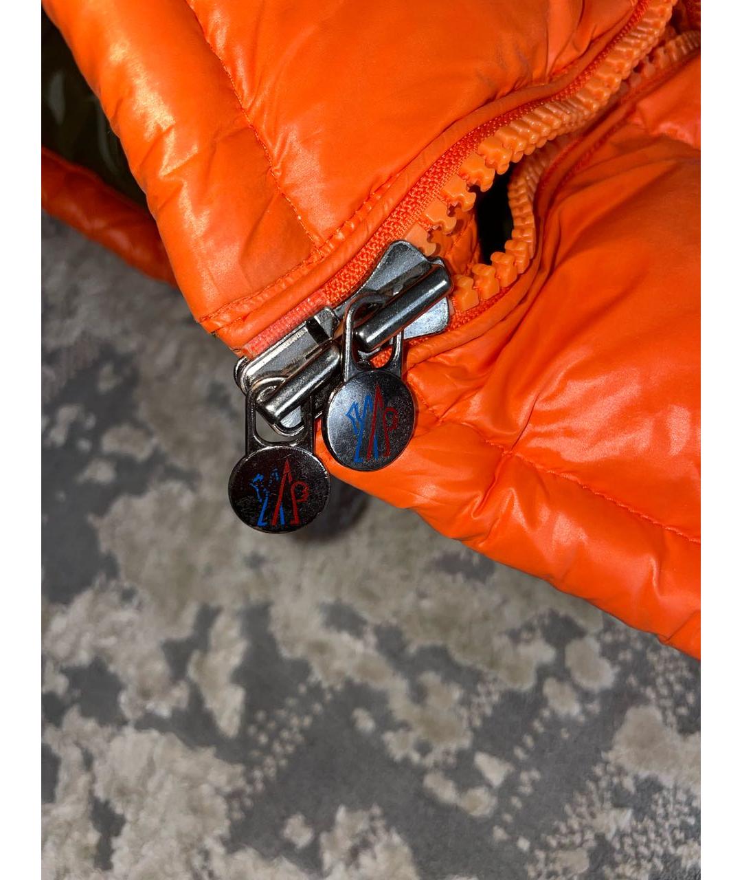 MONCLER Оранжевый полиамидовый пуховик, фото 4
