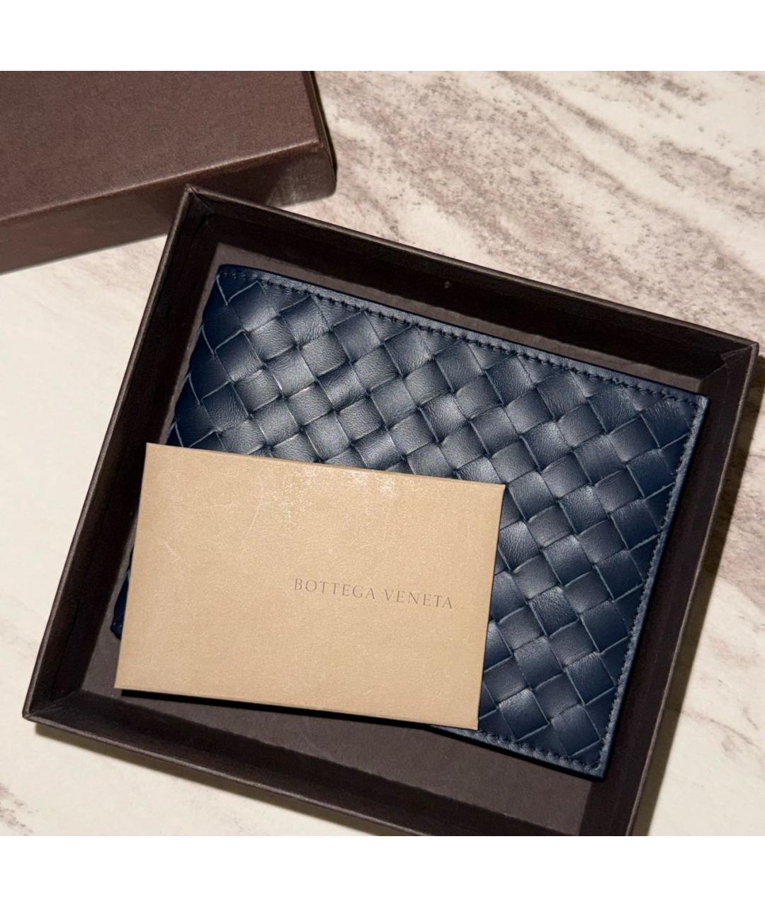 BOTTEGA VENETA Темно-синий кожаный кошелек, фото 2