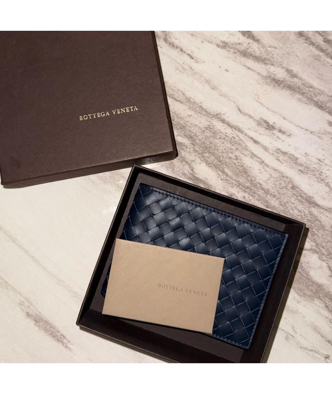 BOTTEGA VENETA Темно-синий кожаный кошелек, фото 3