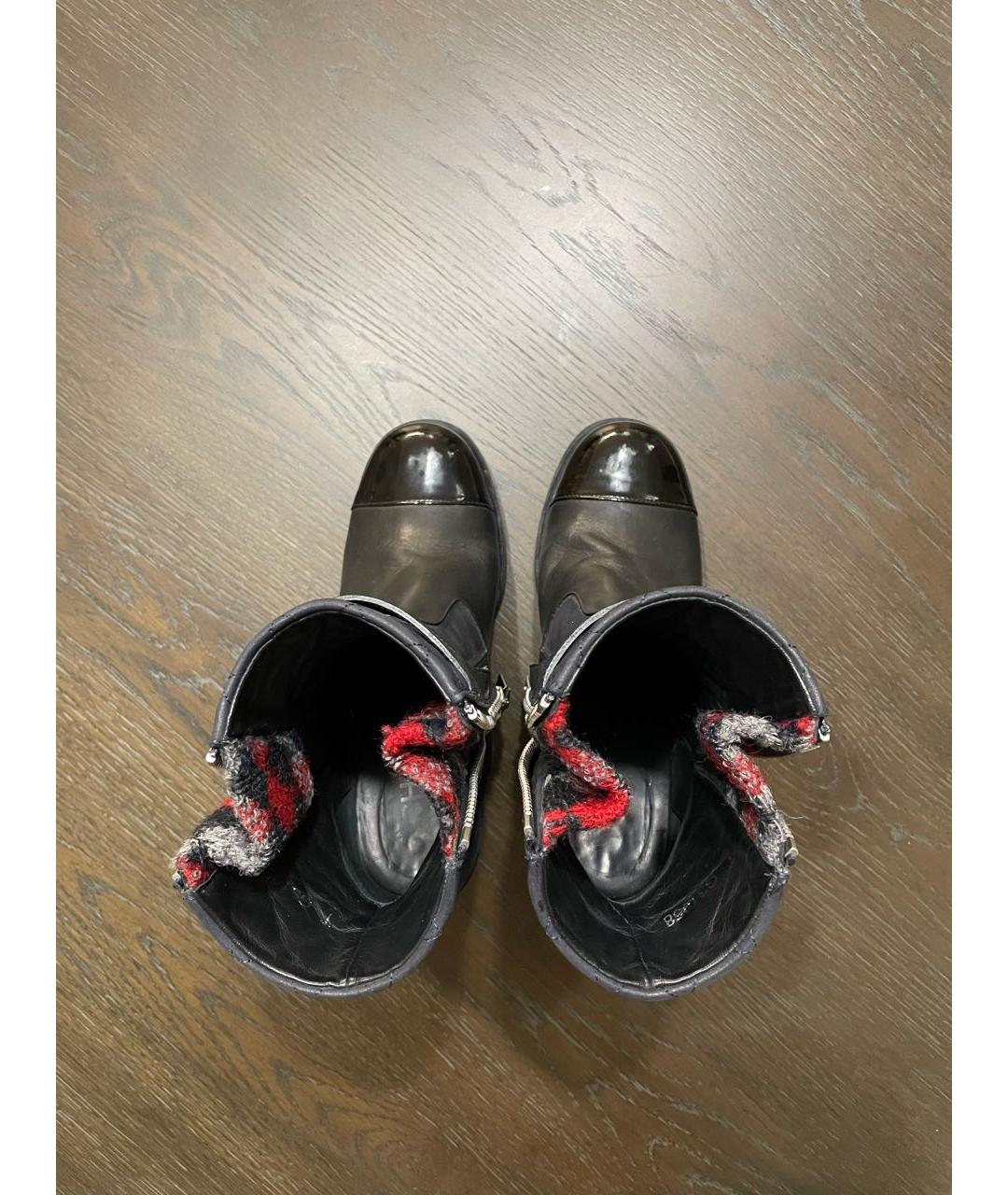 CHANEL Темно-синие кожаные ботильоны, фото 3