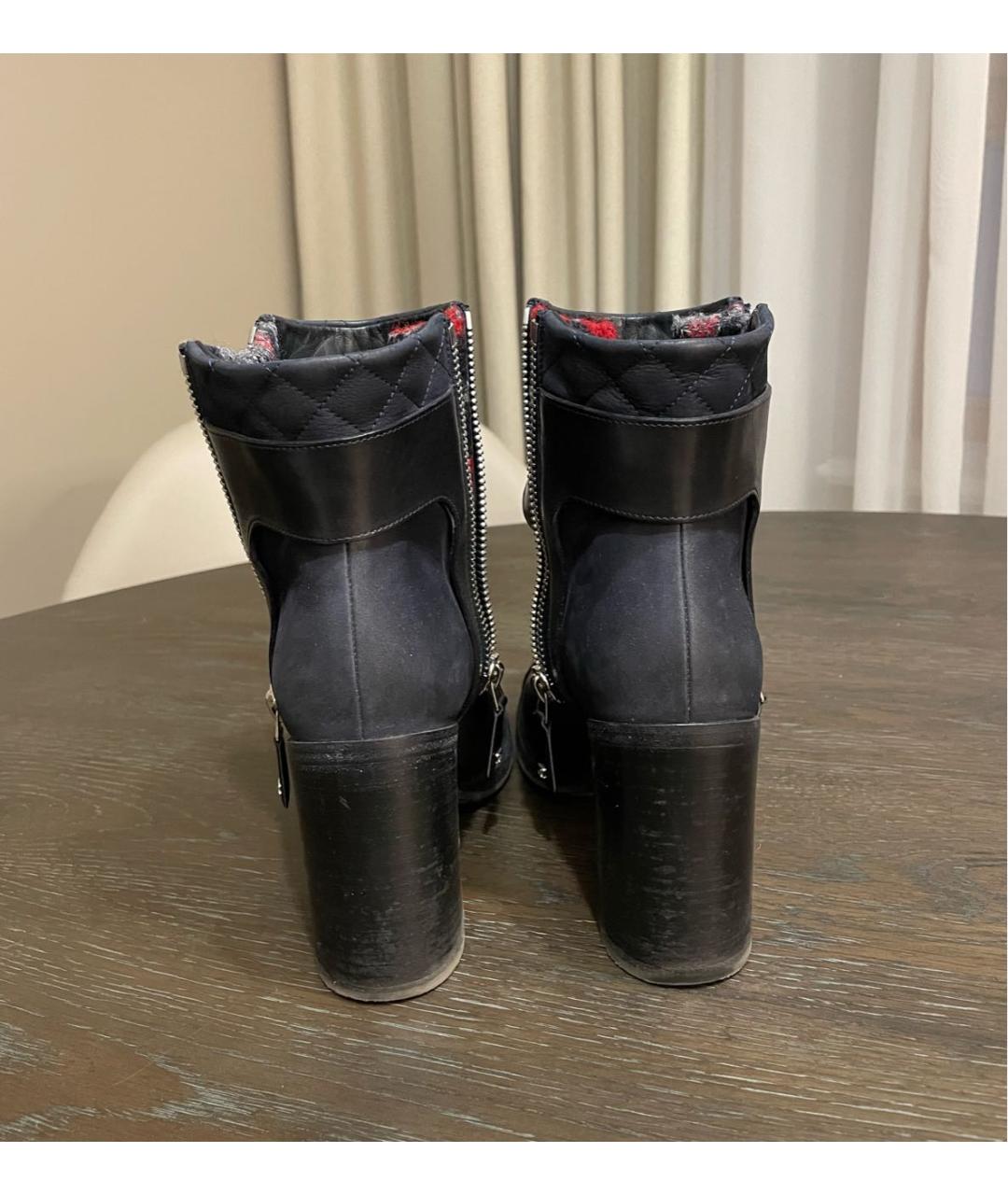 CHANEL Темно-синие кожаные ботильоны, фото 4