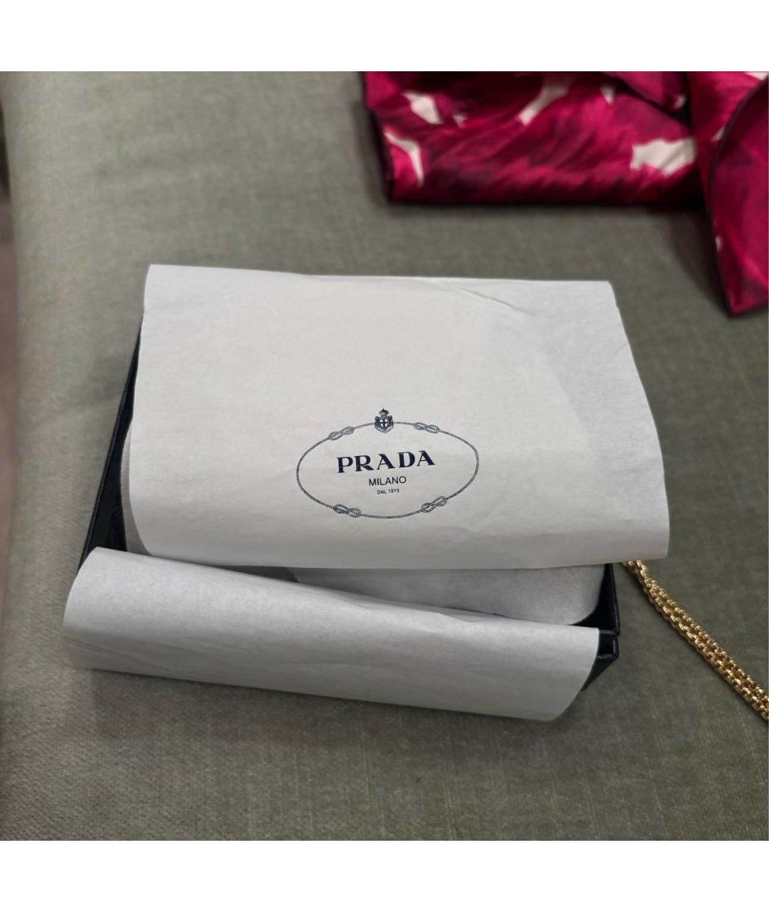 PRADA Черная сумка через плечо из лакированной кожи, фото 7