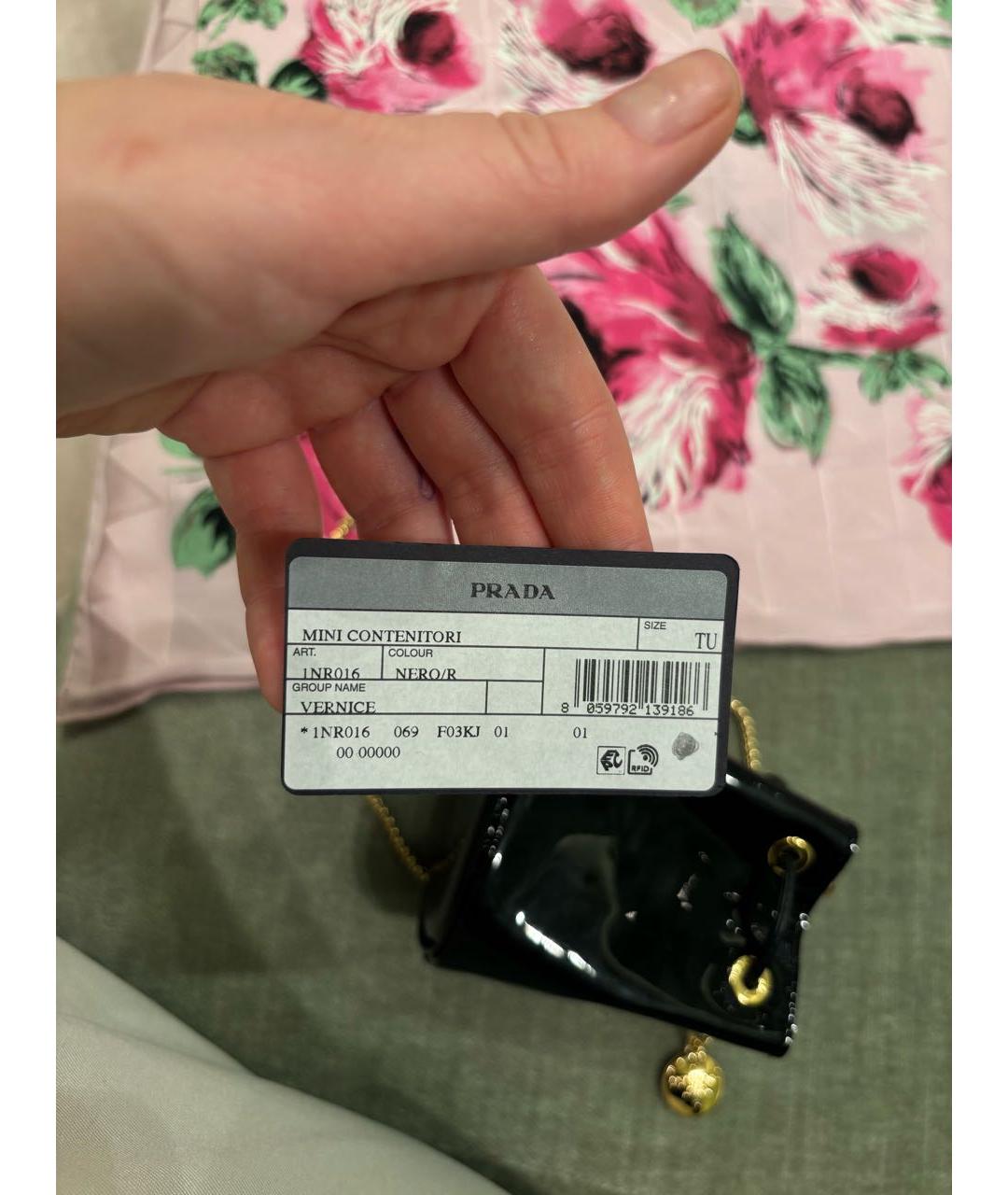 PRADA Черная сумка через плечо из лакированной кожи, фото 3