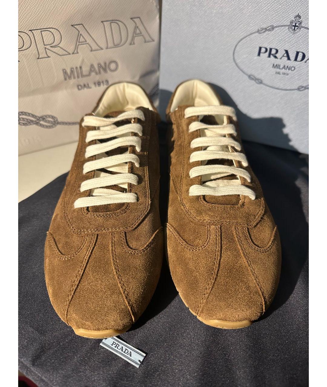 PRADA Коричневые замшевые кеды, фото 2