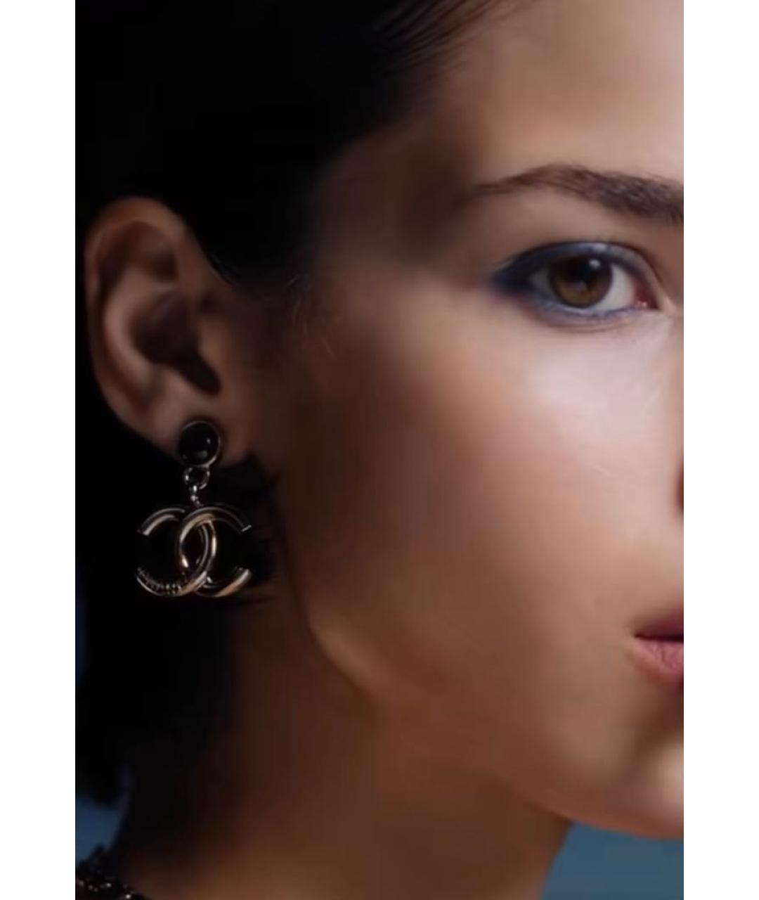 CHANEL Серебряные металлические серьги, фото 2