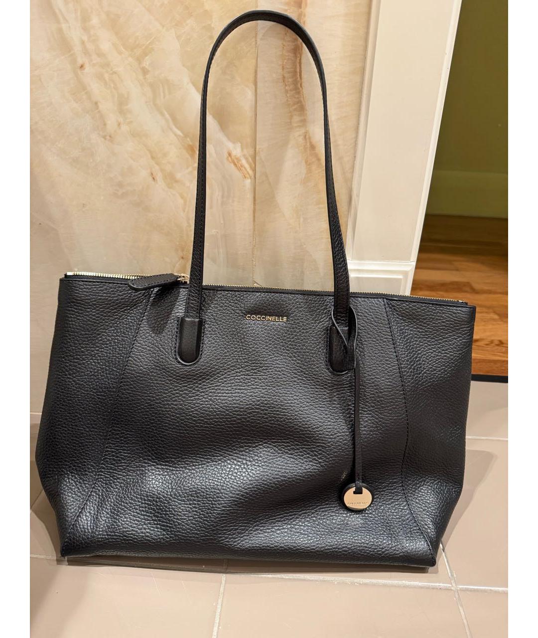 COCCINELLE Черная кожаная сумка тоут, фото 8