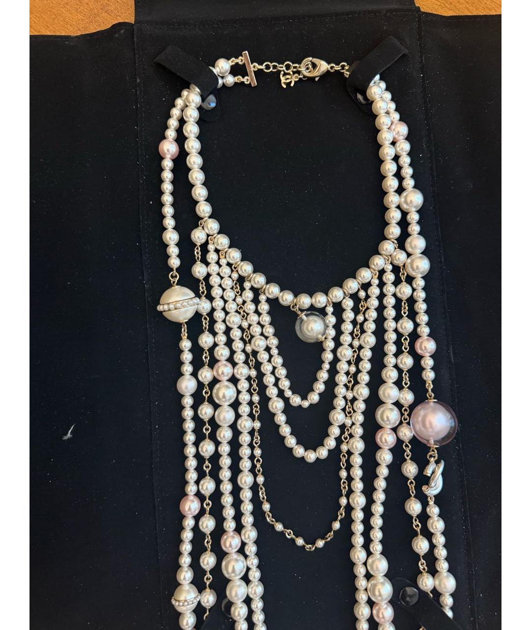 CHANEL Белое металлическое колье, фото 3