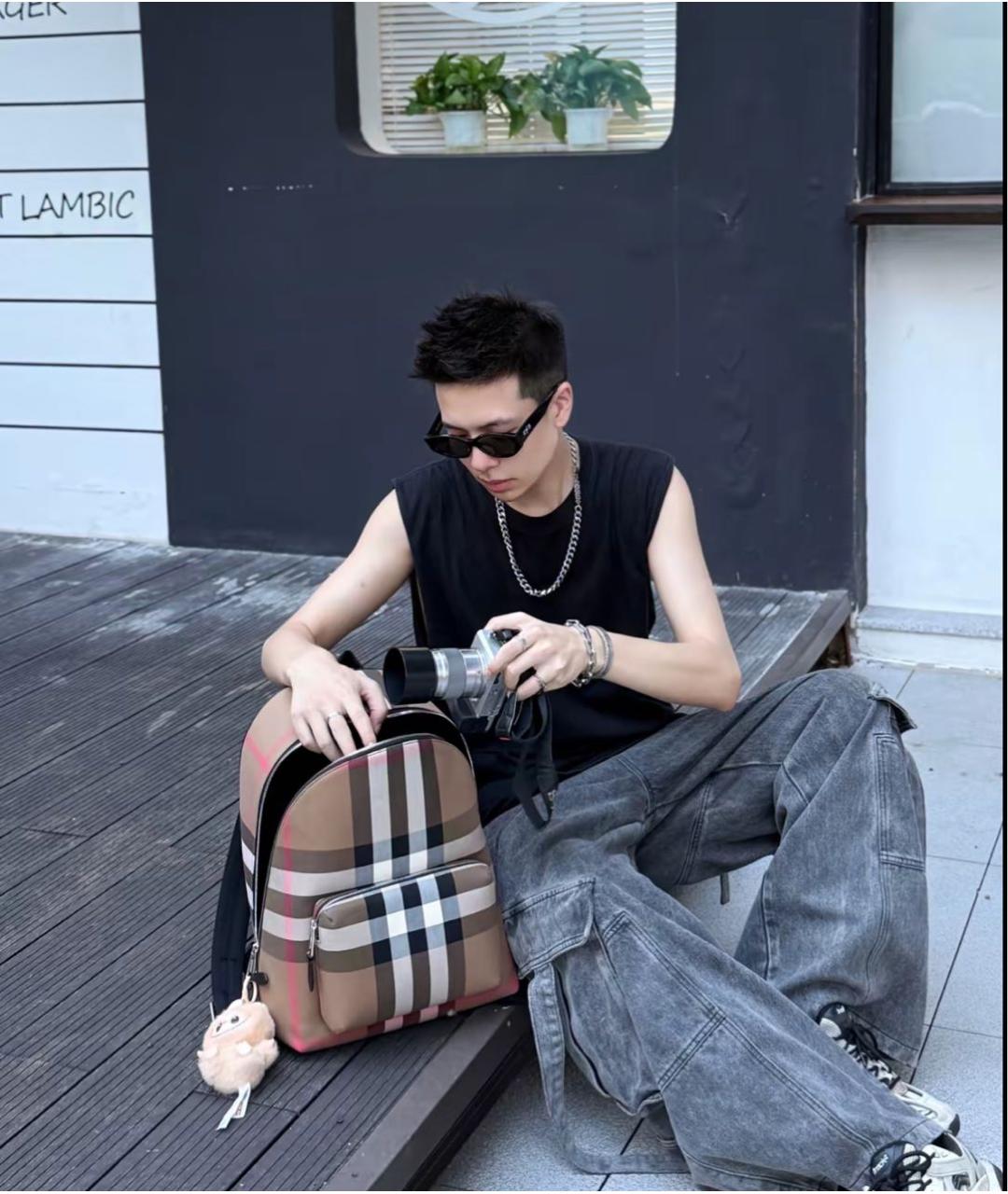 BURBERRY Бежевый кожаный рюкзак, фото 6