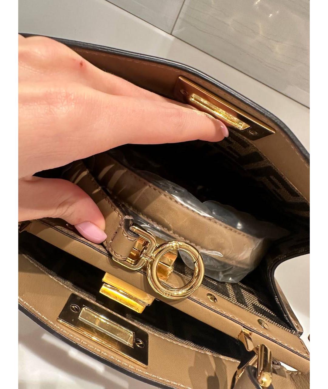 FENDI Коричневая кожаная сумка с короткими ручками, фото 3