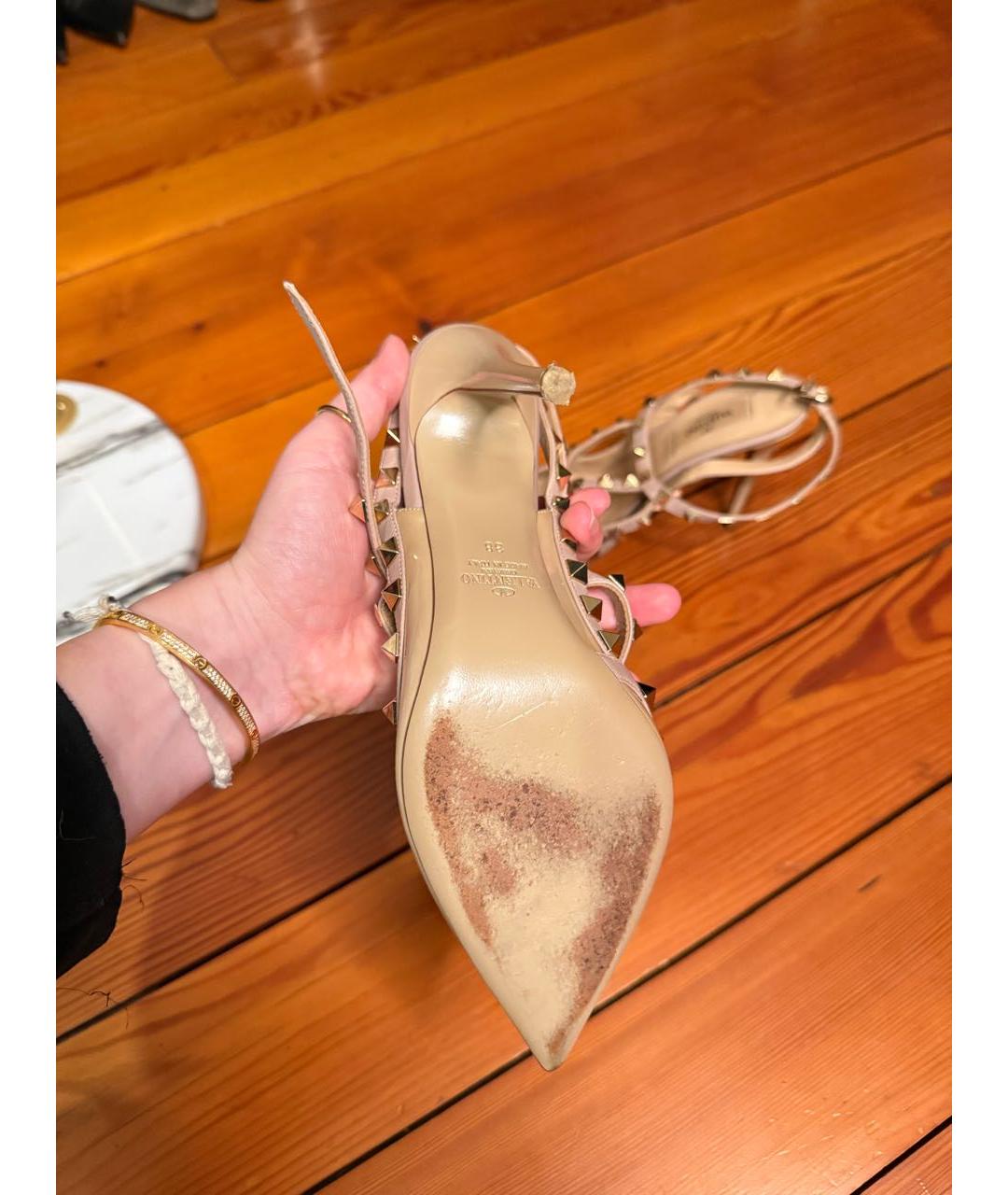 VALENTINO Бежевые туфли из лакированной кожи, фото 6