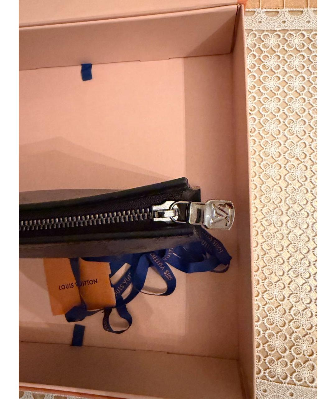 LOUIS VUITTON Серая кожаная барсетка, фото 4